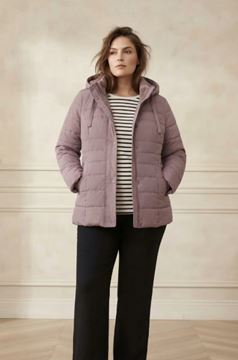Immagine di MID LENGTH QUILTED PUFFER JKT WITH FUR LINING